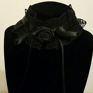 Black lace rose choker